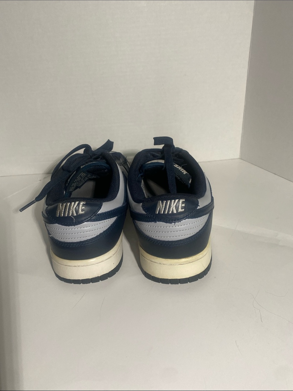 Nike Georgetown Dunk Retro Men’s Low-Top Sneakers in Navy and Light Gray size9.5 - Picture 3 of 6